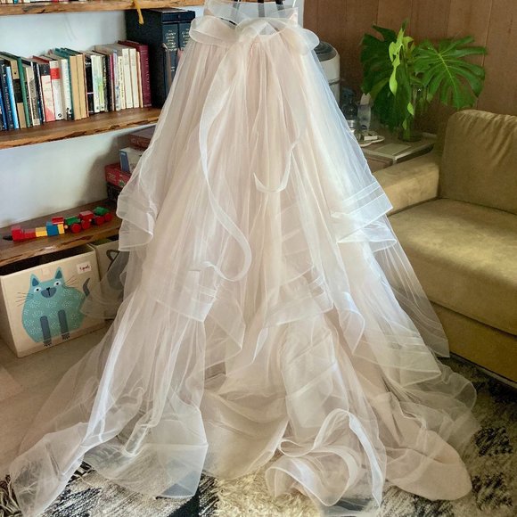 Effie Skirt in Moscato Size 4 | Wtoo by Watters - Picture 5 of 6